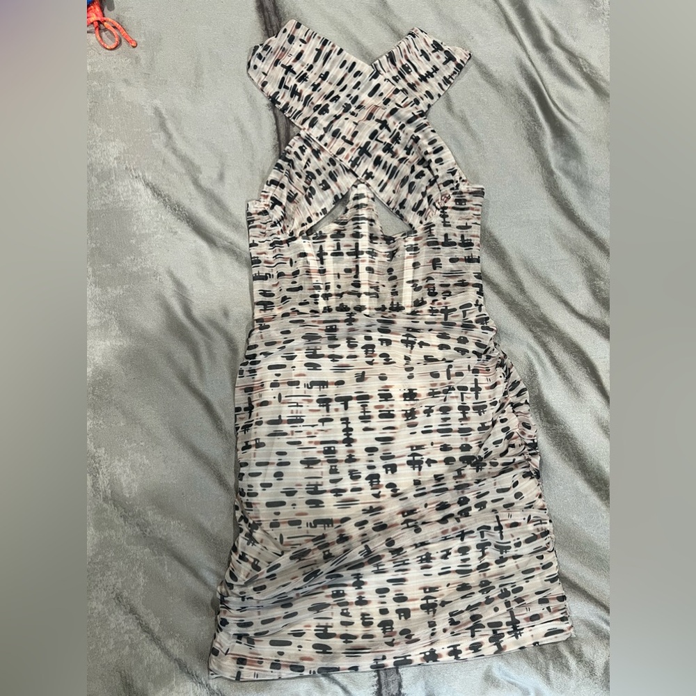 Heiress Beverly Hills Dress - Picture 4 of 5